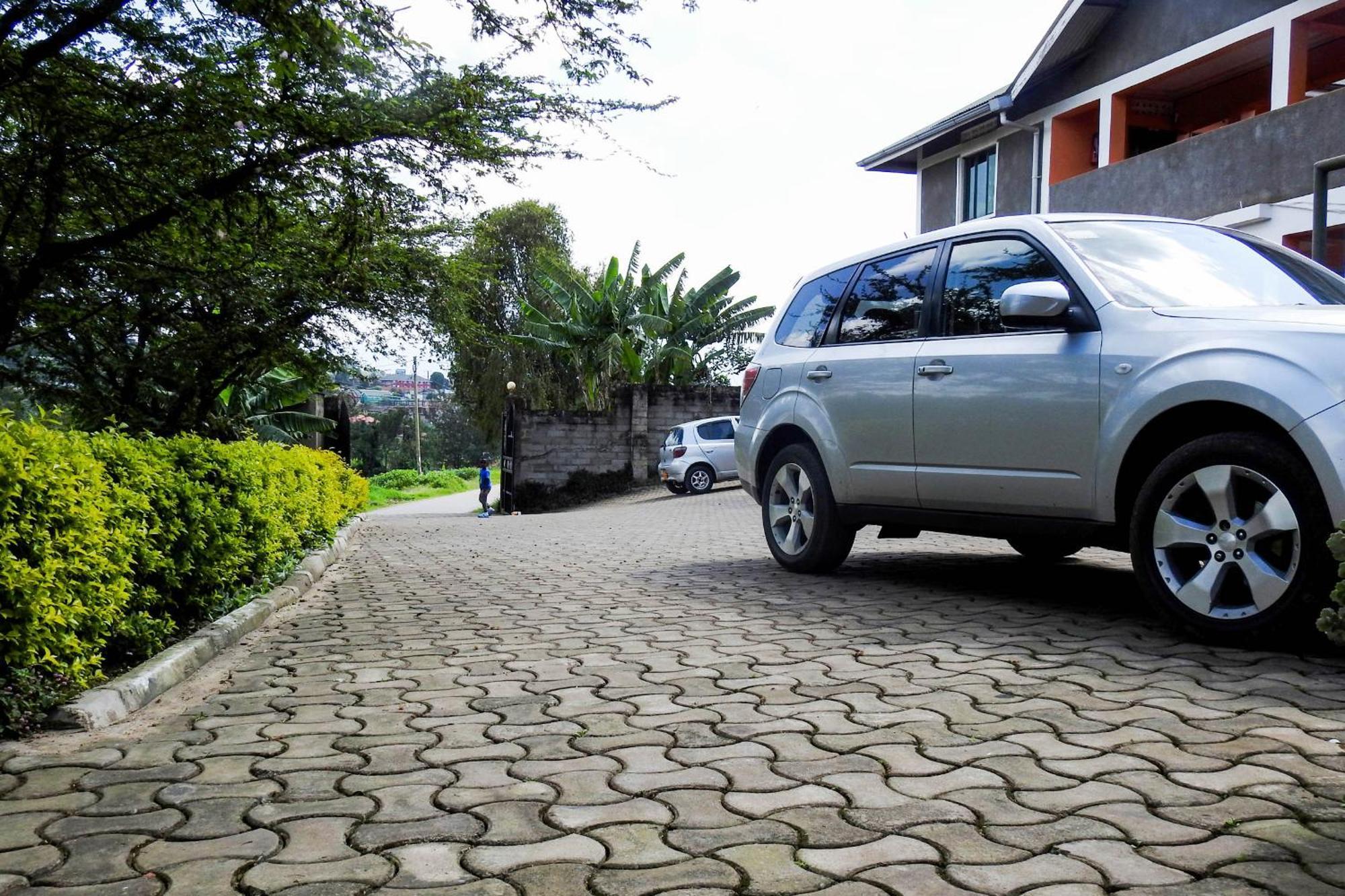 Westend Motel Fort Portal Zewnętrze zdjęcie